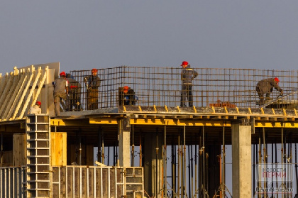 8,7 тысяч строителей работают, несмотря на карантин