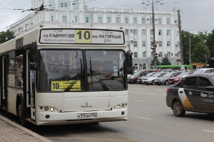 В Перми автобусы и трамваи будут ездить по расписанию выходного дня