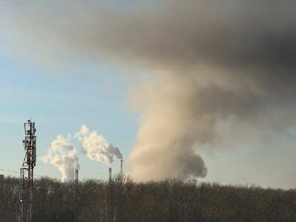 В Перми загорелись гаражи на улице Старцева