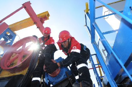 Пермские нефтяники добыли первую тонну нефти на Шуруборском месторождении