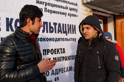 В Пермском крае иностранцам запретили работать в магазинах и такси