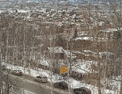 В Чусовом перекрыли удобный проход от ж/д станции в город