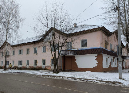 В Соликамске произошло обрушение перекрытий в многоквартирном доме на Володарского