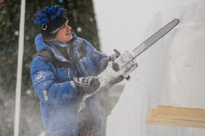 7 января в Перми начнется конкурс ледовых скульптур «Зимний вернисаж»