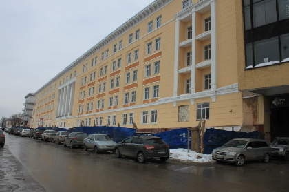 В здании ВКИУ вместо отеля могут появиться офисы для чиновников
