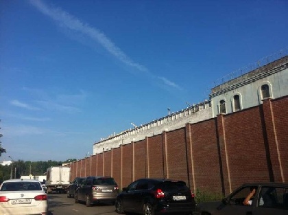 Экс-полицейский, обвиненный в мошенничестве с вещдоками, оставлен в СИЗО