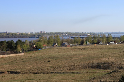 В Горнозаводском районе нефтевоз испортил участок земли