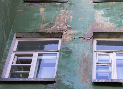 Трехлетняя девочка выпала из окна в Пермском крае