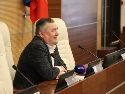 Валерий Сухих рассказал о повестке июньской пленарки заксобрания: выборы губернатора, соцподдержка и доклады ведомств
