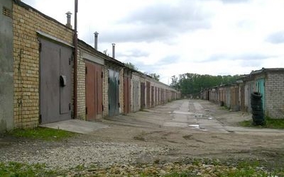 В Перми разыскивают владельцев 25 гаражей в Разгуляе