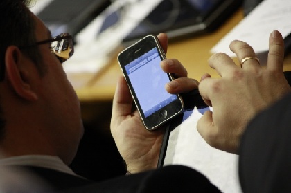 «Гознак» разработал мобильное приложение  для проверки новых российских банкнот
