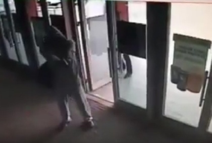 Появилось видео перестрелки в «Кристалле»