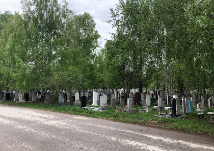 В Прикамье разрешили посещать кладбища
