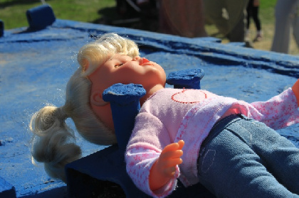 В Перми на детской площадке нашли маленькую девочку