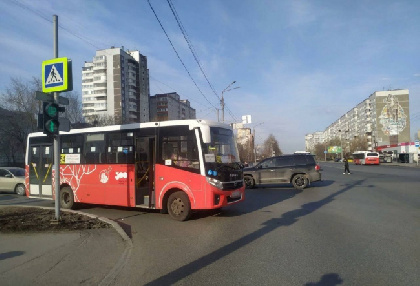 В Перми водитель автобуса сбил насмерть 84-летнюю женщину