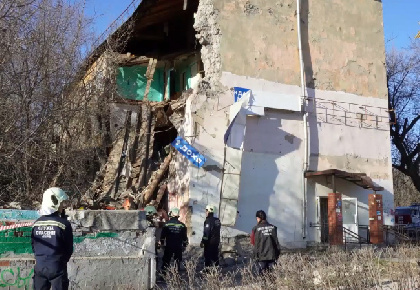 В Перми произошло частичное обрушение стены многоквартирного дома на Чкалова