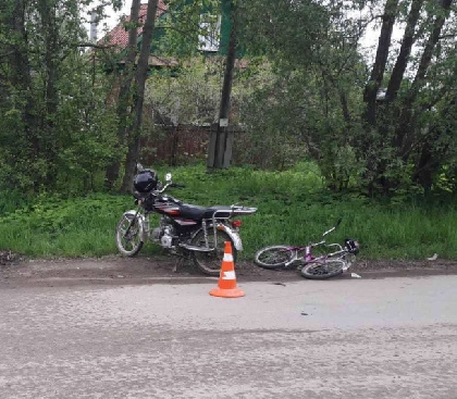 В Перми скутерист без прав сбил девочку на велосипеде