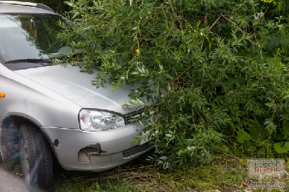 Суд обязал администрацию Чайковского округа возместить ущерб владельцу LADA XRAY