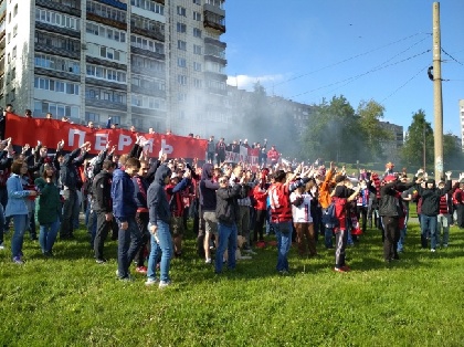 Живи, «Амкар»: в День города прошла акция в поддержку клуба