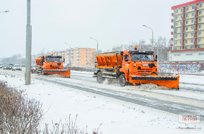 В Перми начали противогололёдную обработку улиц