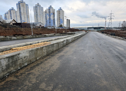 Новый участок трассы ТР 53 в Перми готов на 42%: уже построены часть дороги и опоры моста