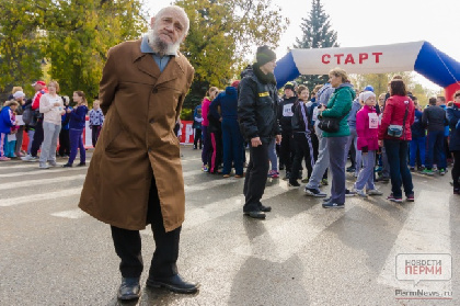 Пенсионерам в Прикамье вновь запретили прогулки