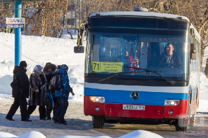 В Перми госавтоинспекторы запретили эксплуатацию двух автобусов