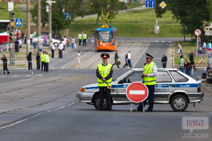 В центре Перми из-за забега ограничат движение транспорта 