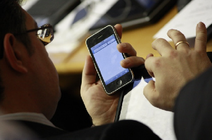 Сотрудники внутриполитического блока администрации губернатора Пермского края отказались от использования iPhone