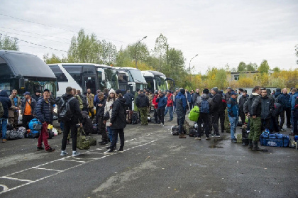 Около 700 мобилизованных отправили из Елани по домам