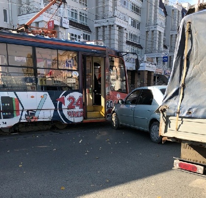 В Перми произошло ДТП с трамваем