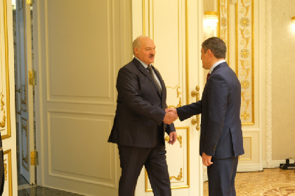 Александр Лукашенко провел встречу с главой Прикамья