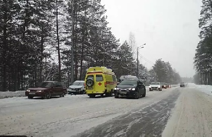 В ДТП на улице Докучаева пострадали семь человек