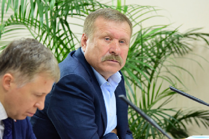 Депутат заксобрания предложил создать доску позора для покинувших Россию во время мобилизации