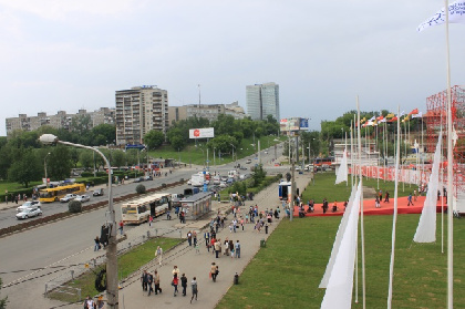 После реконструкции на улице Попова появится выделенная полоса для автобусов