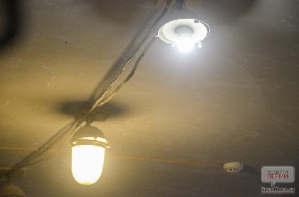 В поселке Тихие Пруды у жильцов отключили электроэнергию из-за долгов дачного некоммерческого партнерства