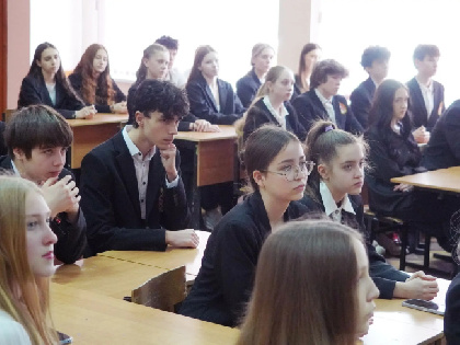 В пермских школах стартовали «Думские уроки», посвящённые истории промышленности города