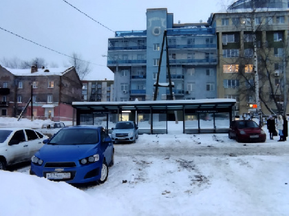 В Перми новая автобусная остановка не используется уже три года