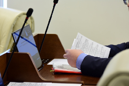 Депутаты местных дум Прикамья будут работать в мобильном приложении «Кабинет депутата»