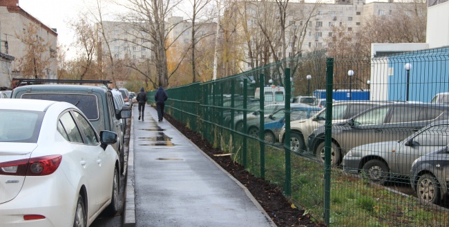 Тротуар по улице Саранской.JPG