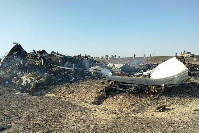 19 погибших в авиакатастрофе в Египте опознаны (фото)