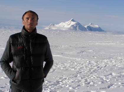 Доцент ПГНИУ Андрей Королев отправляется в Антарктиду на поиски метеоритов
