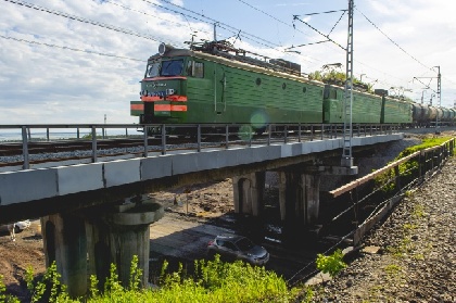 Поезда по новому путепроводу Транссиба пошли раньше срока 