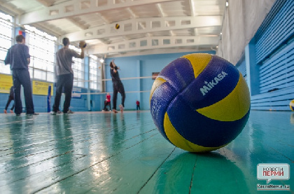 В Перми во время тренировки молодой волейболистке сломали кости лица