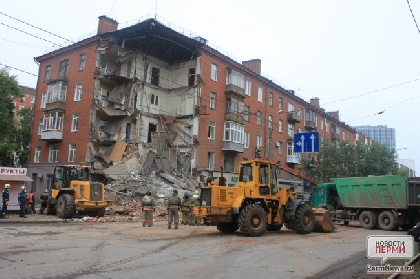  В Перми обрушилась часть жилого дома